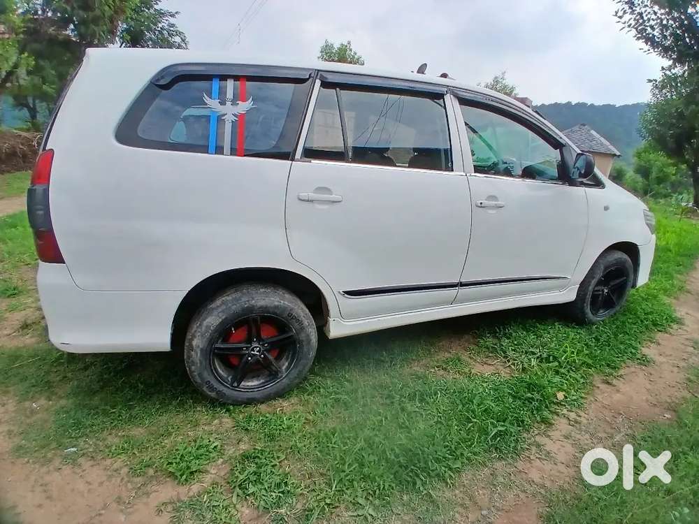 Toyota Innova 2.5g Diesel 2014
