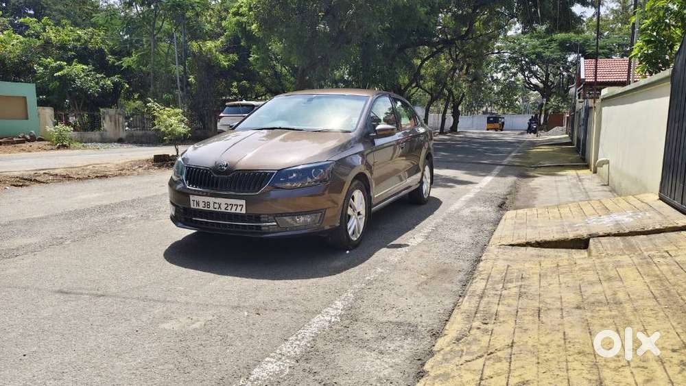 Skoda Rapid 1.0 Style At, 2020, Petrol
