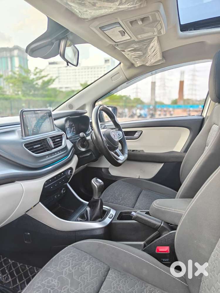 Tata Altroz Xz Plus (s), 2023, Diesel