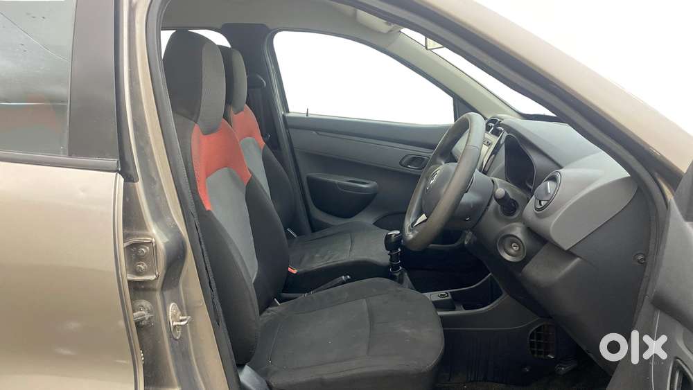 Renault Kwid Rxt, 2016, Petrol