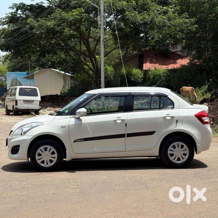 Maruti Suzuki Swift Dzire 1.2 Vxi Bsiv, 2013, Petrol