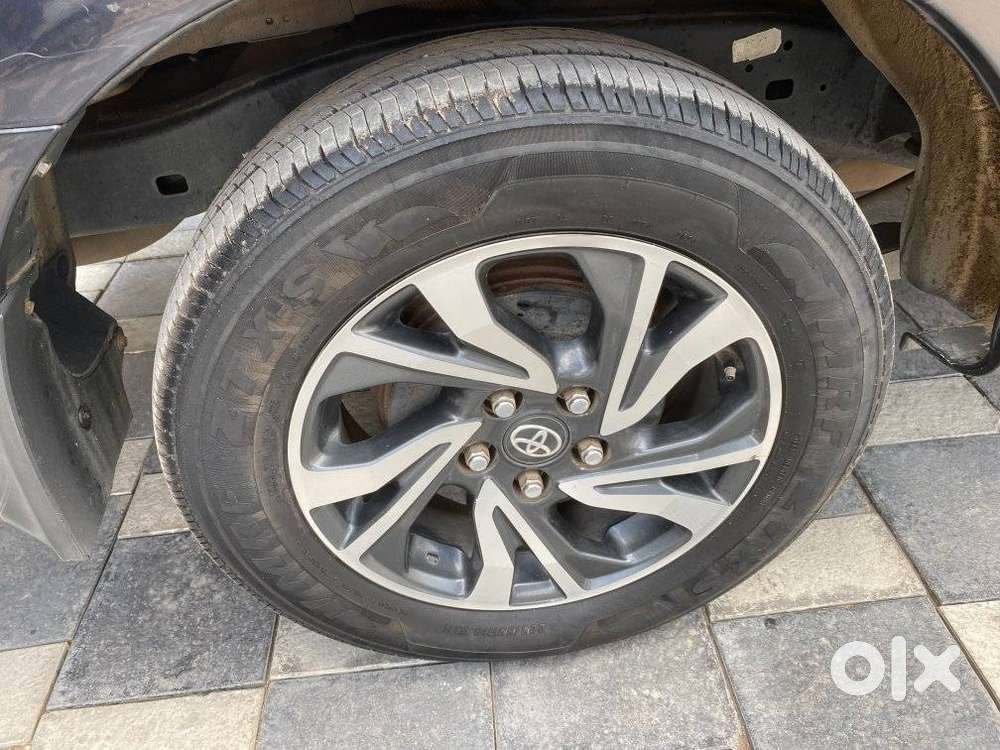 Toyota Innova Crysta 2.4 G Mt 8s, 2021, Diesel