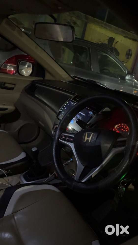 Honda City 1.5 V Exclusive 2010