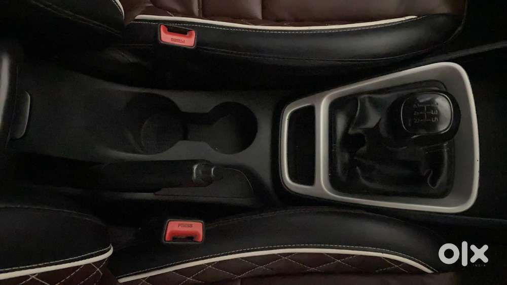 Hyundai Venue 1.2 S Plus, 2022, Petrol