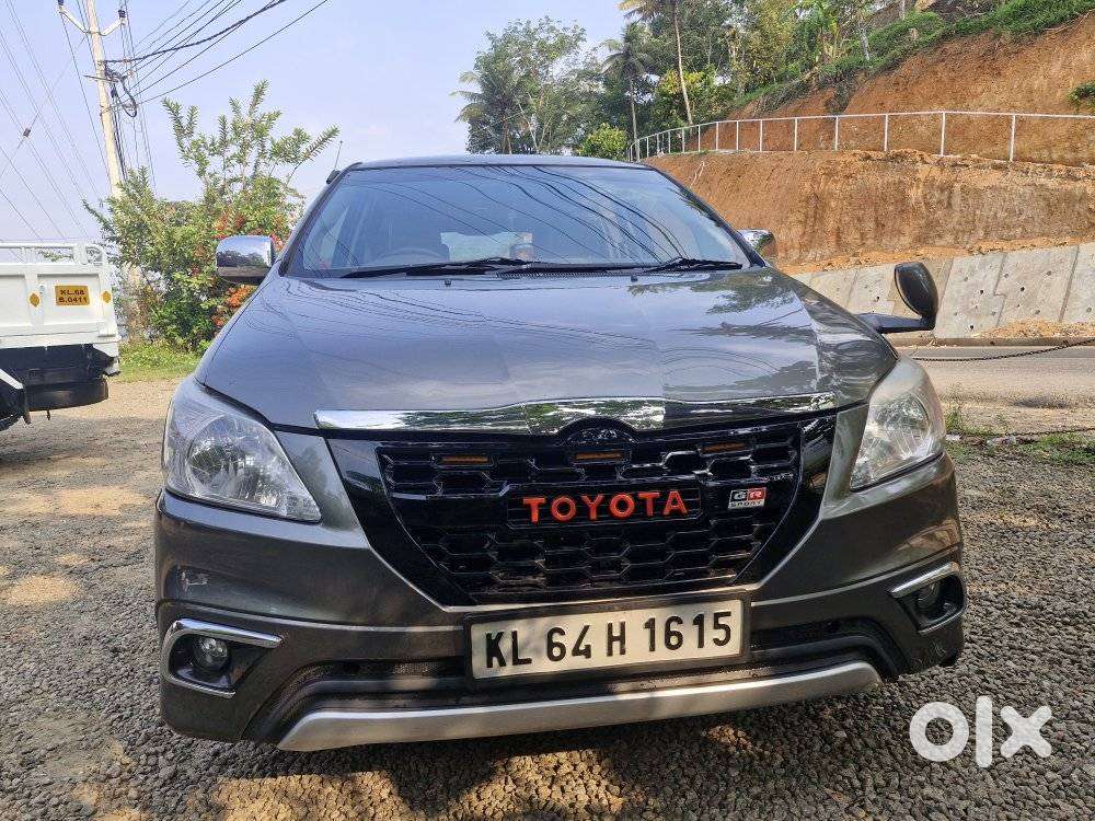 Toyota Innova 2.5 V 7 Str, 2011, Diesel