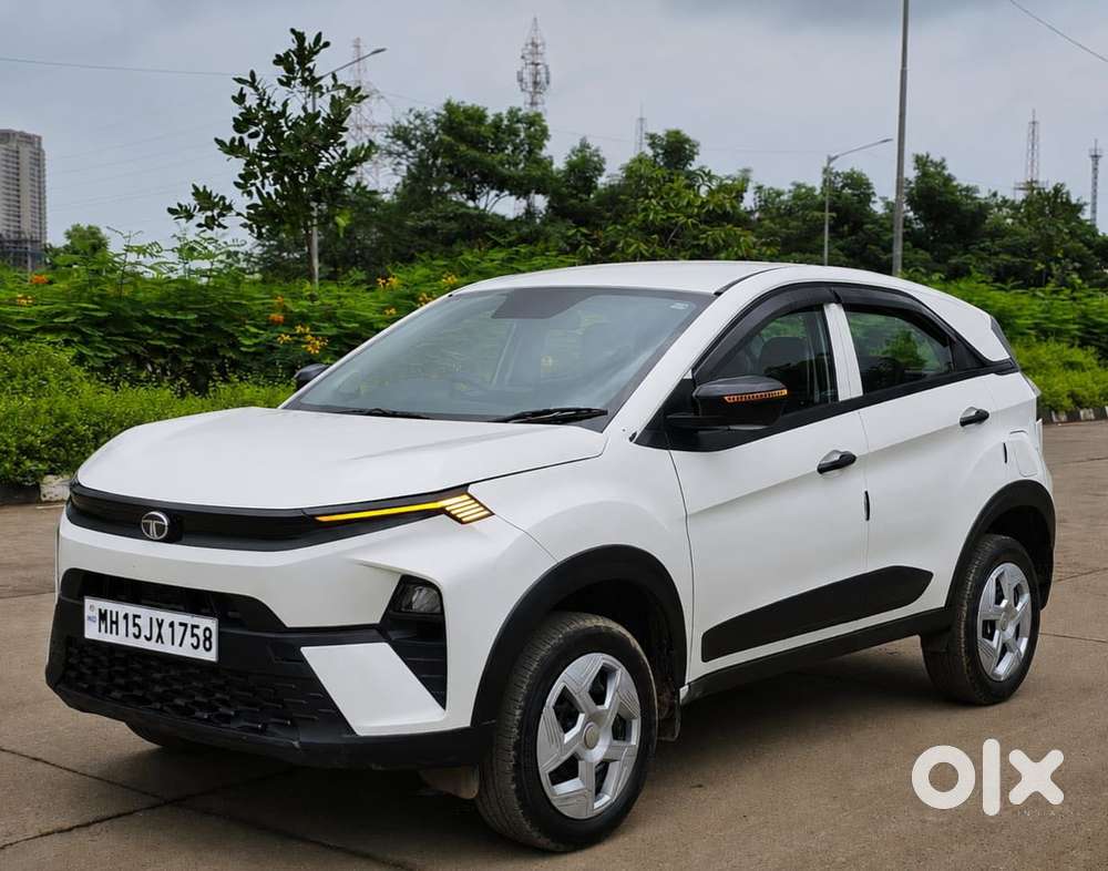 Tata Nexon Smart 1.2 Revotron Petrol 5 Mt, 2024, Petrol