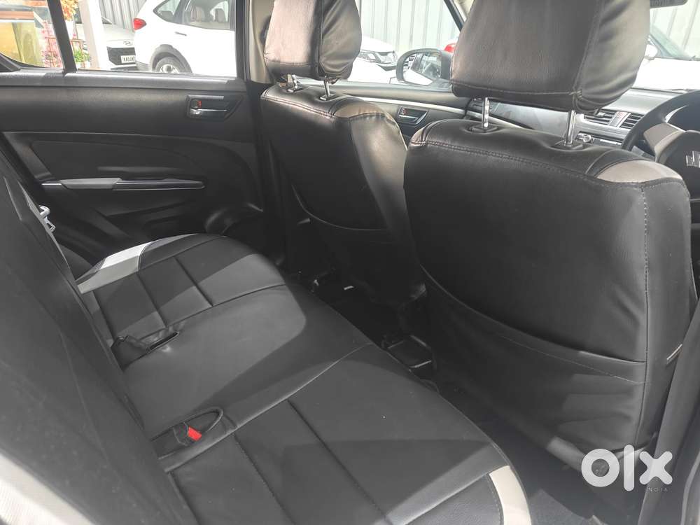 Maruti Suzuki Swift Vxi + Manual, 2012, Petrol