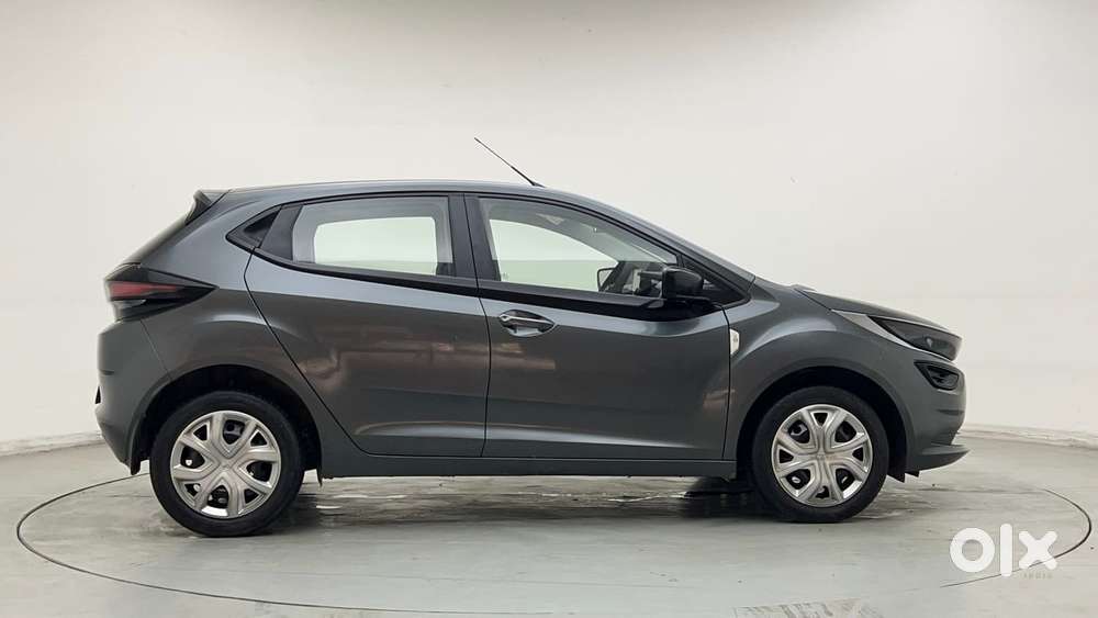 Tata Altroz 1.2 Xm Plus, 2021, Petrol