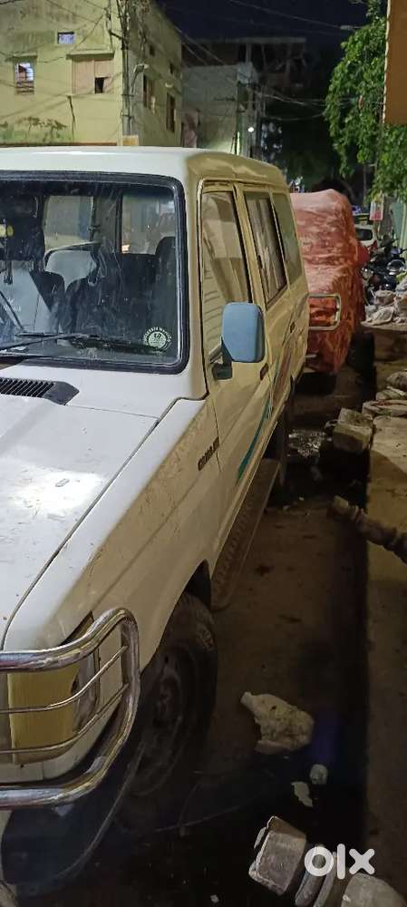 Toyota Qualis 2001