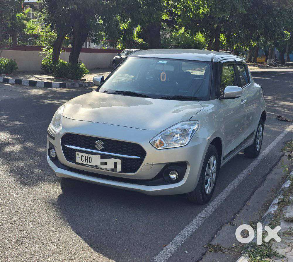 Maruti Suzuki Swift Vxi + Manual, 2023, Petrol