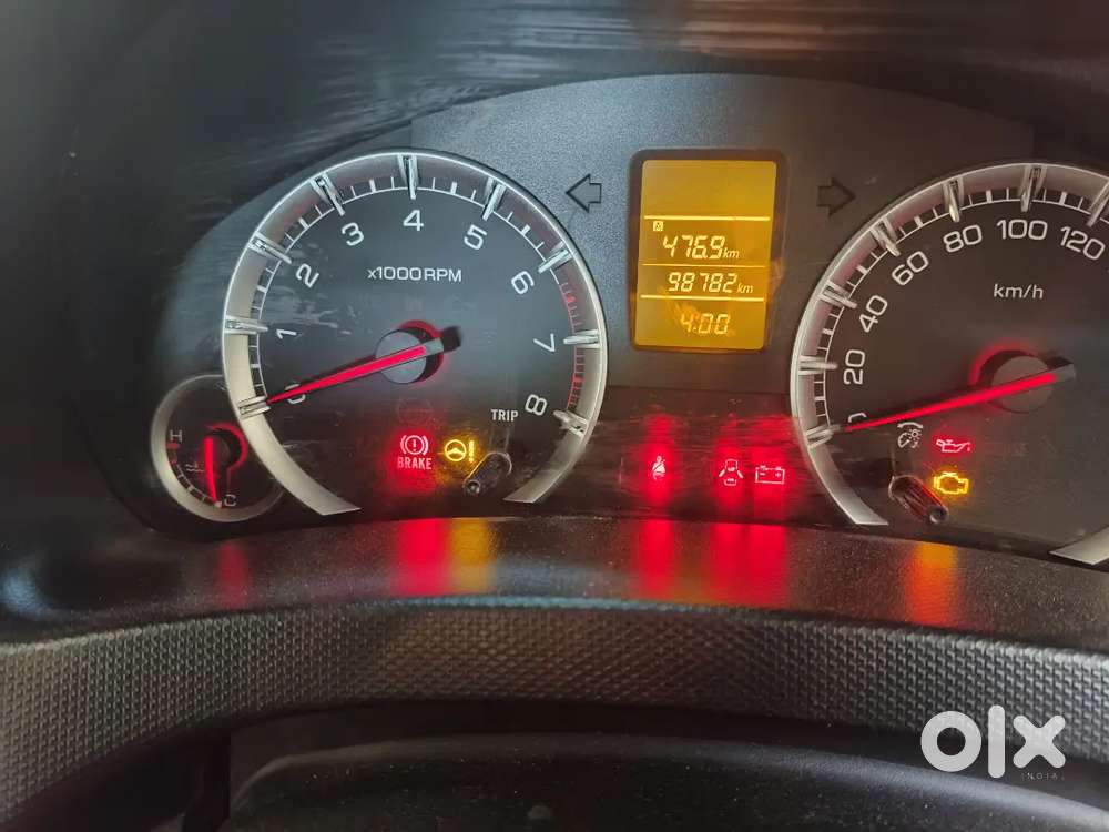 Maruti Suzuki Swift 2015 Petrol Well Maintained