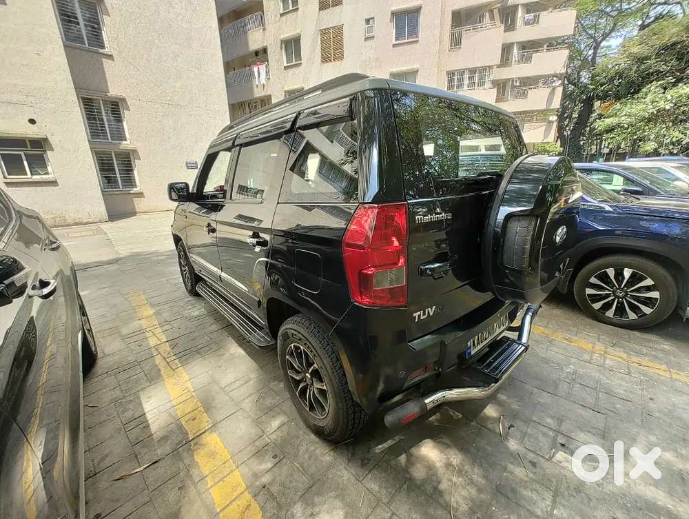 Mahindra Tuv 300