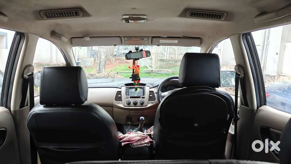 Toyota Innova 2015 Diesel 112000 Km Driven