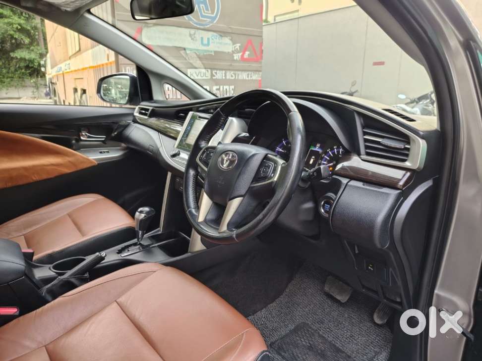 Toyota Innova Crysta 2.8z Automatic, 2019, Diesel