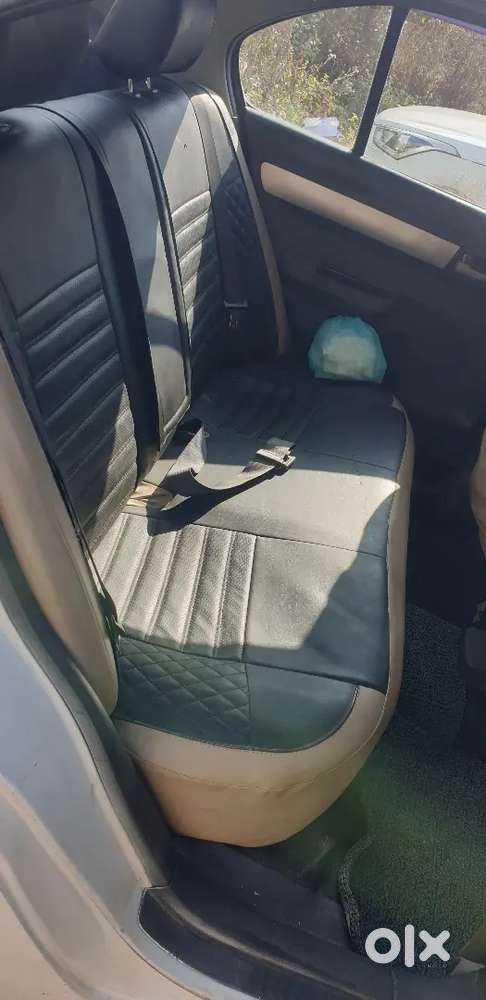 Maruti Suzuki Dzire 1.2 Vxi 2011
