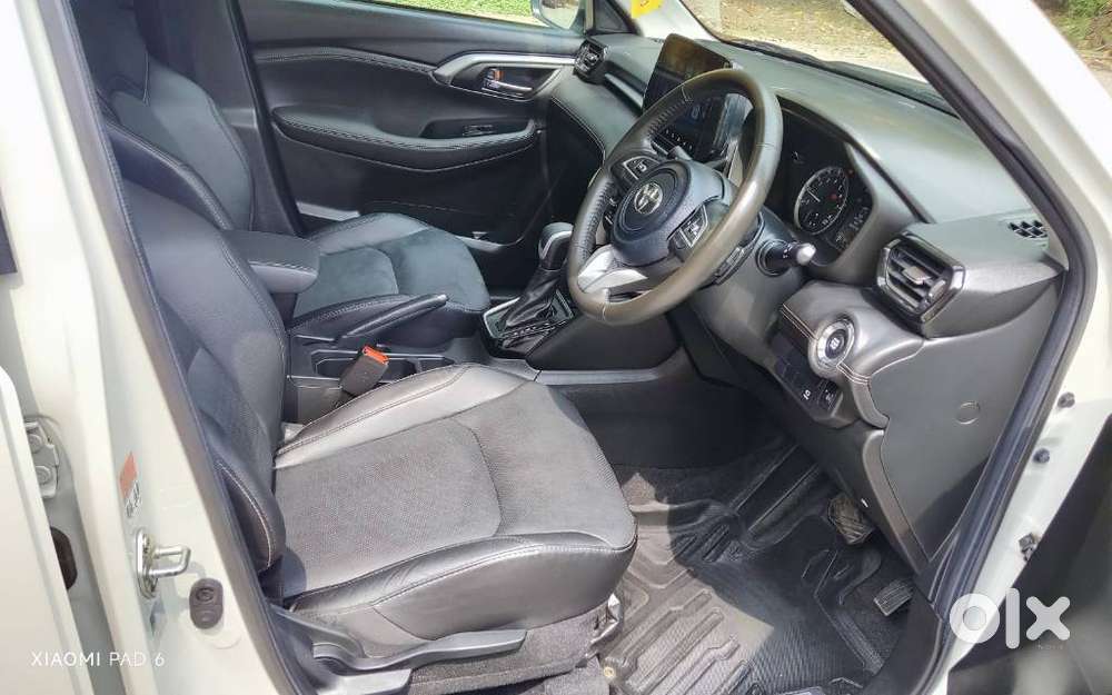 Toyota Urban Cruiser Hyryder 1.5 V Neo Drive At, 2025, Petrol