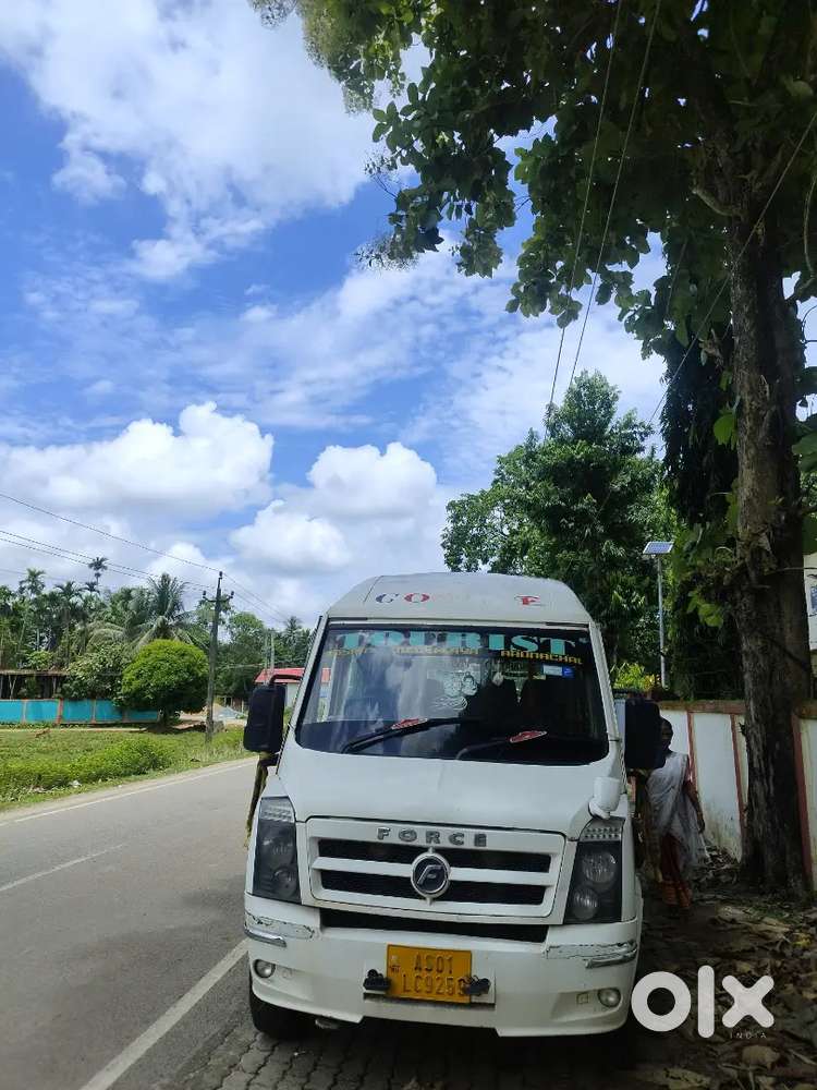 Force Tempo Traveller 17 Seater Ac