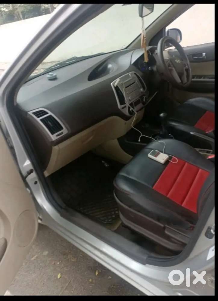 Hyundai I20 Sportz 2011