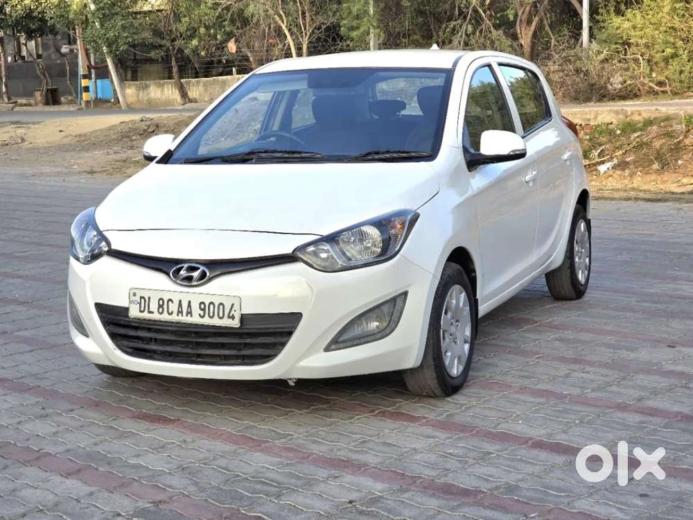 Hyundai I20 Sportz At 1.4, 2013, Diesel