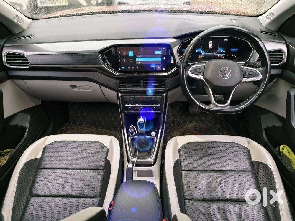 Volkswagen Taigun 1.0 Tsi Topline At, 2022, Petrol