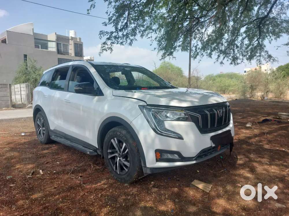 Mahindra Xuv700 Petrol 2025