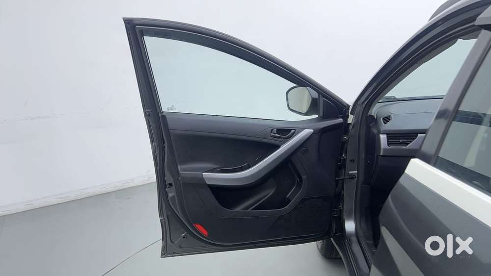 Tata Nexon 1.5 Revotorq Xm (s), 2022, Diesel