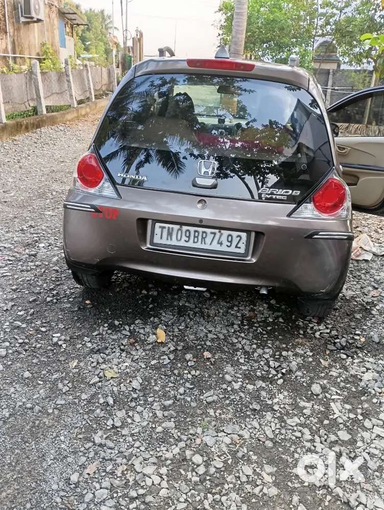 Honda Brio Petrol Manual 2012 Variant
