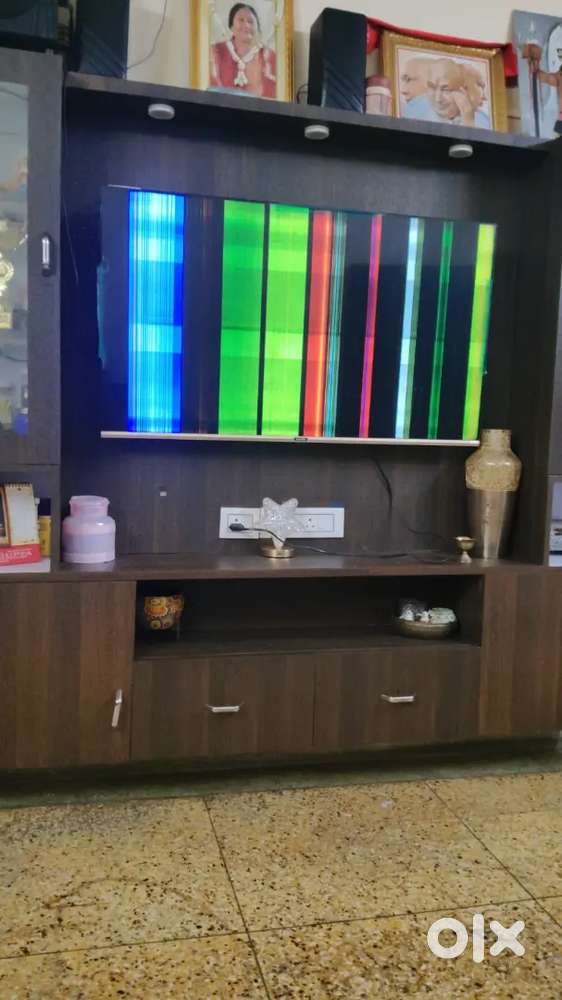 Thomson tv 50inches