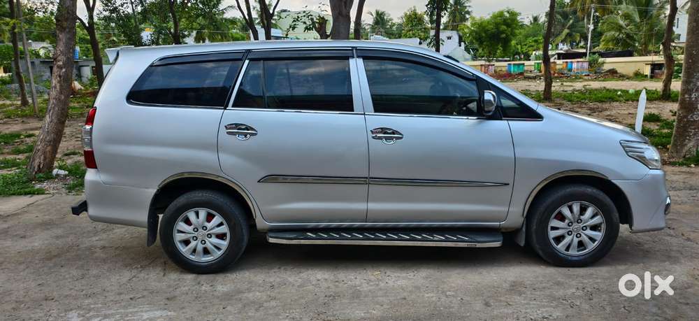 Toyota Innova 2.0 Vx 8 Str, 2011, Diesel
