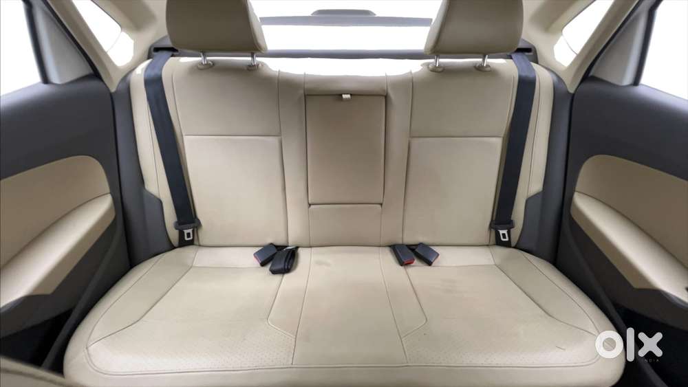 Volkswagen Vento 2013-2015 1.2 Tsi Highline At, 2016, Petrol