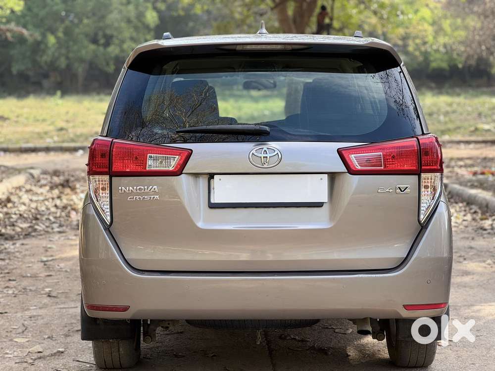 Toyota Innova Crysta 2.7 Vx Mt, 2019, Diesel