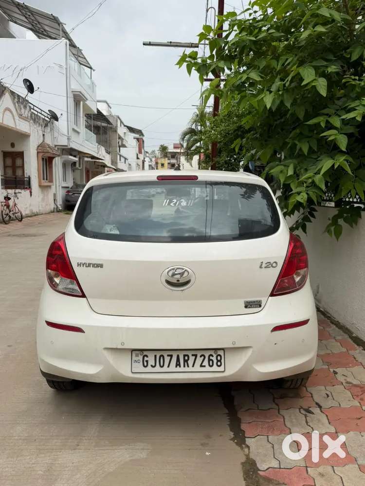 Hyundai I20 Sportz (well Maintained & Company Record)