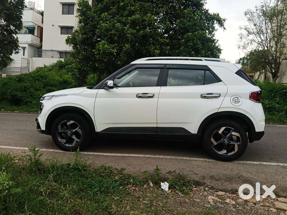 Hyundai Venue Sx Plus Turbo Dct, 2020, Petrol