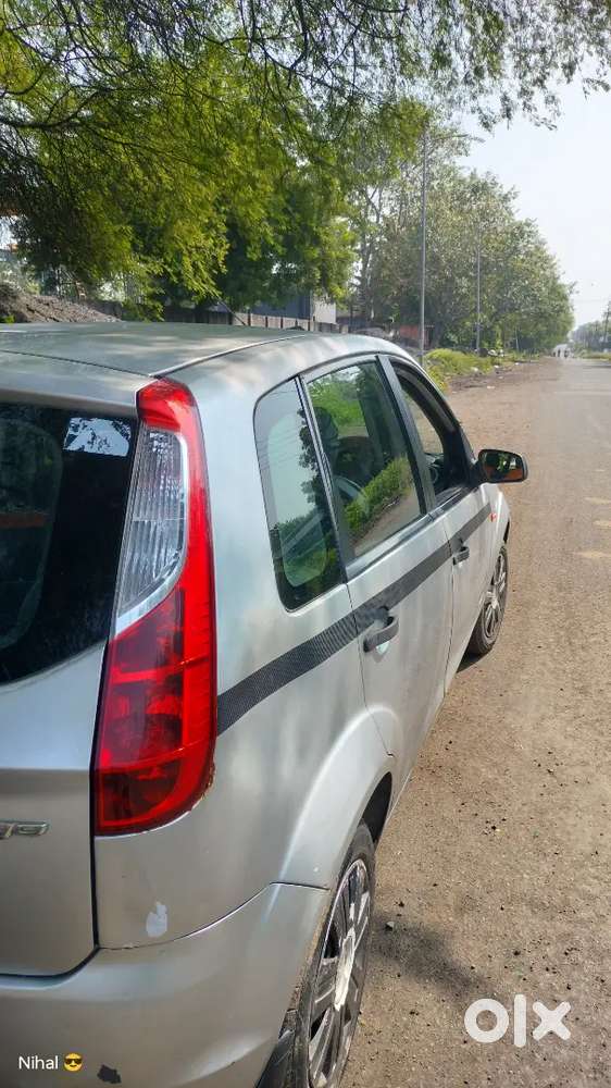 Ford Figo 1.2 Trend Petrol 2012