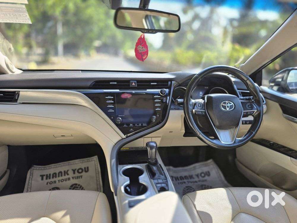 Toyota Camry Hybrid, 2019, Petrol