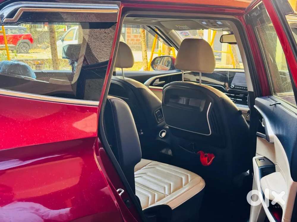Selling Kia Carens As I Want To Buy Another Car