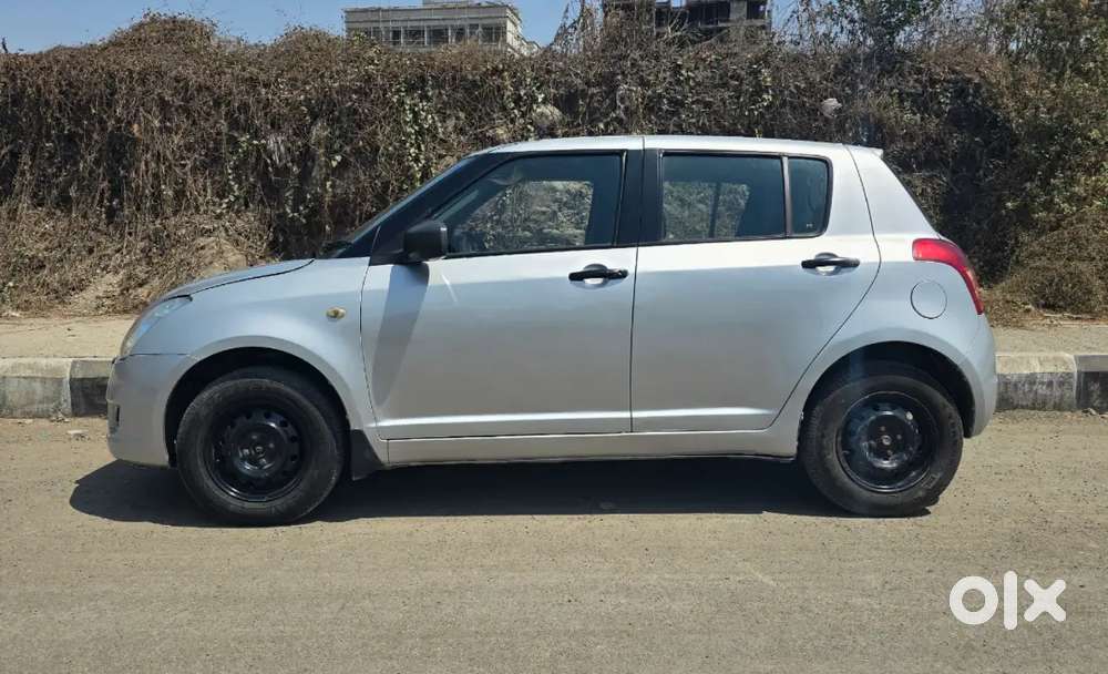 Maruti Suzuki Swift 2011 Cng & Hybrids 120000 Km Driven