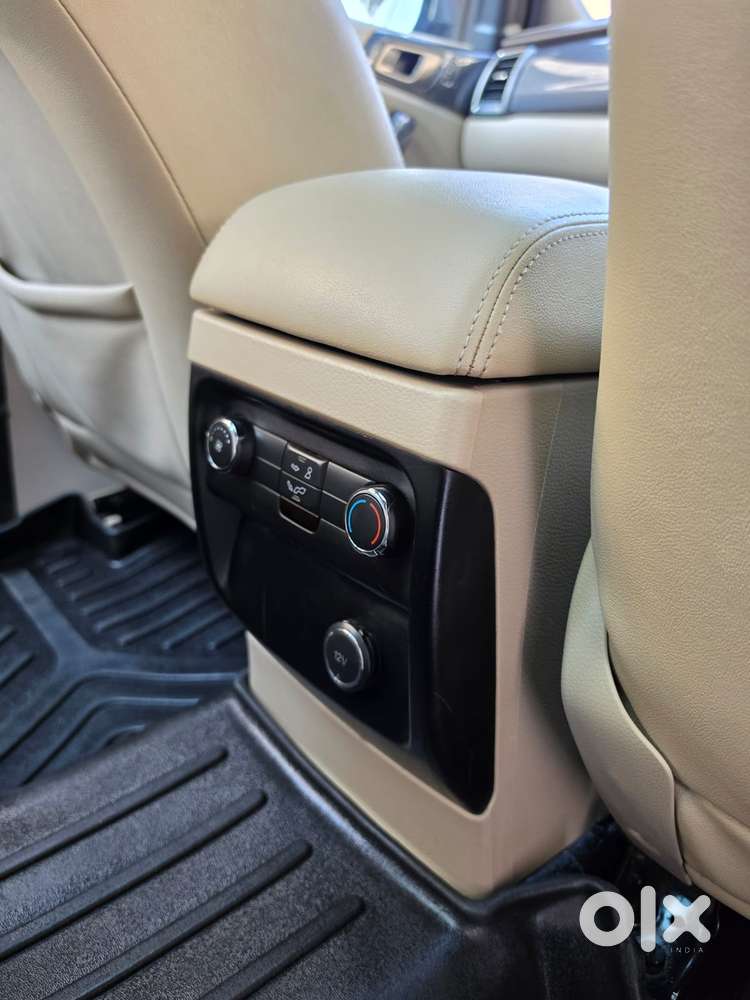 Ford Endeavour 3.2 Titanium At 4x4, 2017, Diesel
