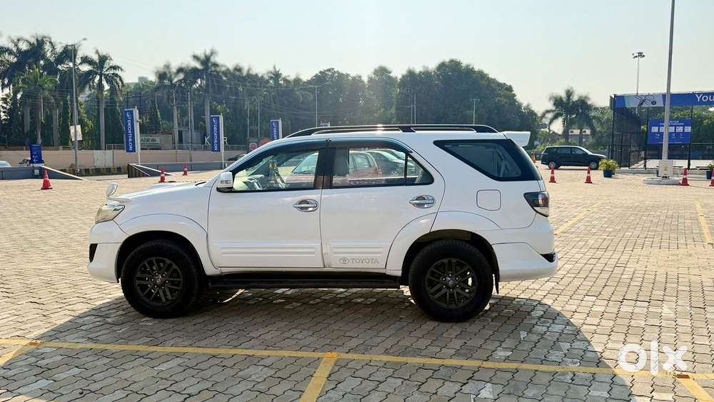 Toyota Fortuner 3.0 4x2 Mt, 2015, Diesel
