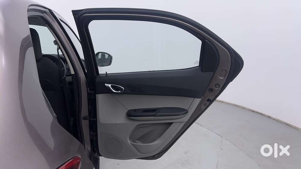 Tata Tiago 1.2 Revotron Xz Wo Alloy, 2018, Petrol