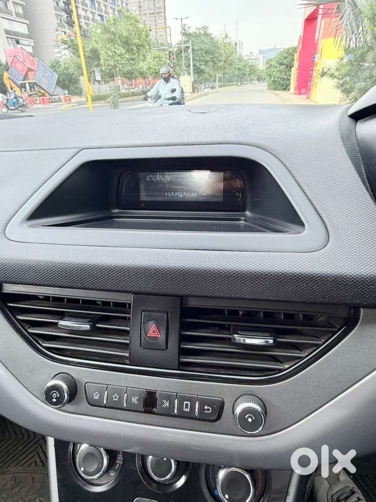Tata Nexon Petrol Manual 2021 Year