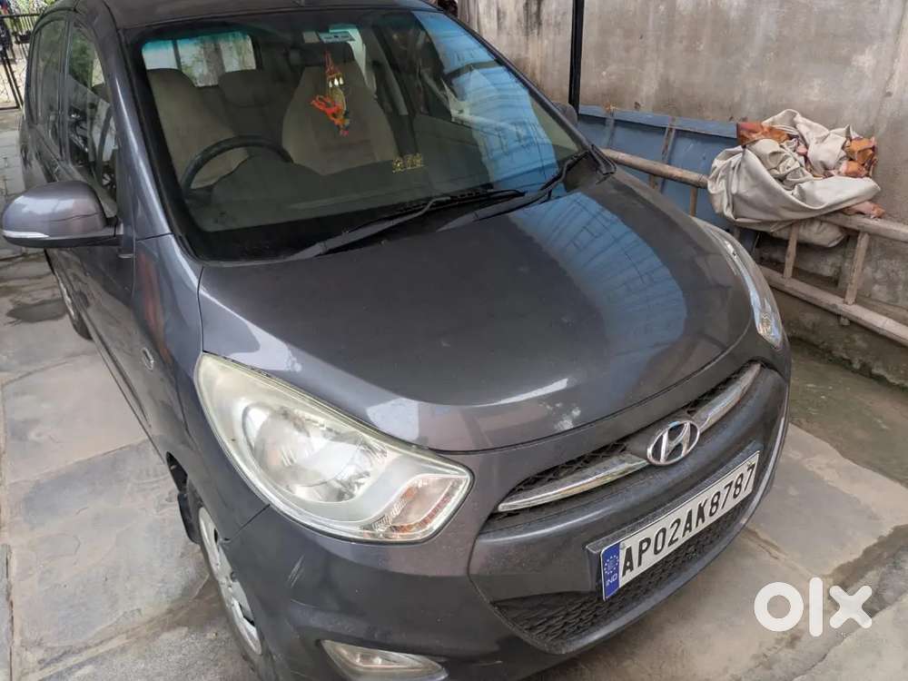 Hyundai I10 Sportz 2011
