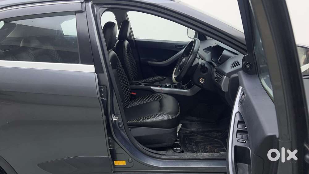 Tata Nexon 1.2 Revotron Xm (s), 2023, Petrol