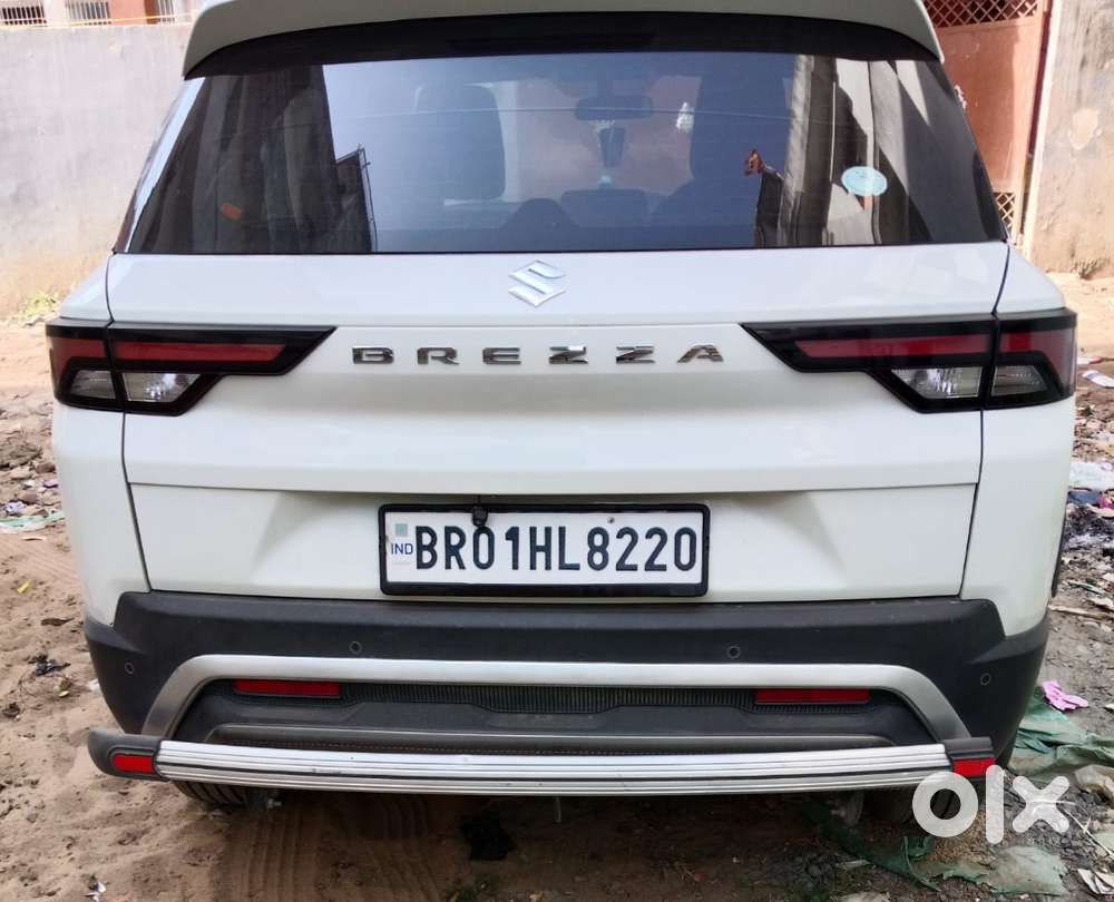 Maruti Suzuki Brezza 1.5 Vxi Smart Hybrid, 2023, Petrol