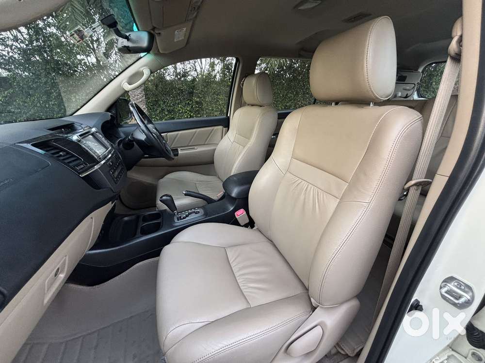 Toyota Fortuner 4x2 4 Speed At, 2015, Diesel