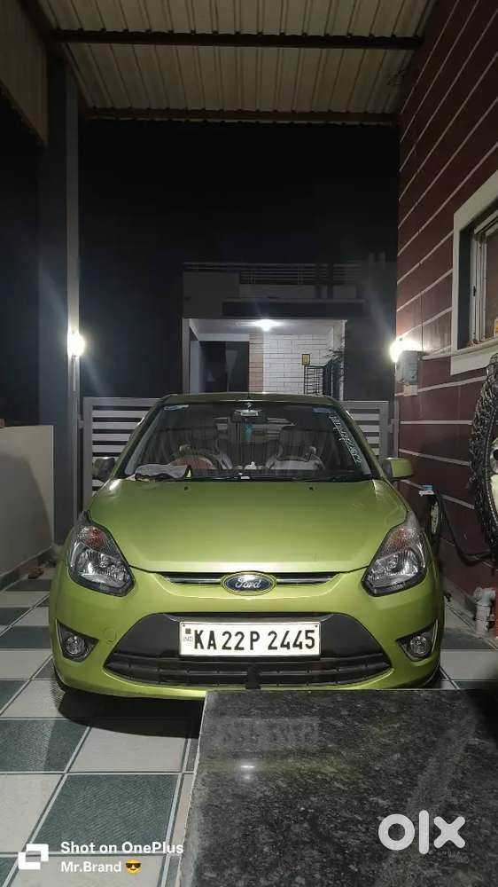 Ford Figo 2010 Petrol 82000 Km Driven