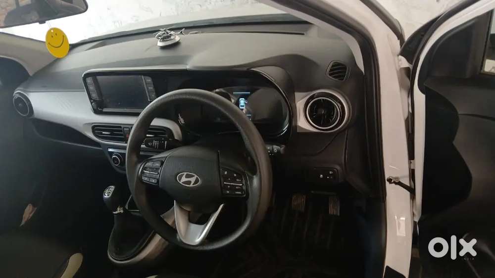 Hyundai Exter 2025 Petrol Well Maintained With Sunrpof