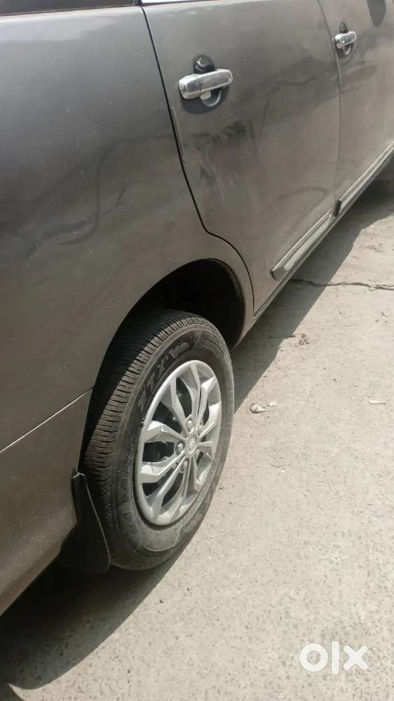 Toyota Innova 2010 Diesel Well Maintained