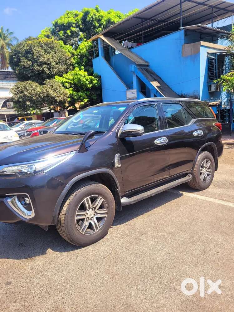 Toyota Fortuner 2017 Diesel 69000 Km Driven Automatic