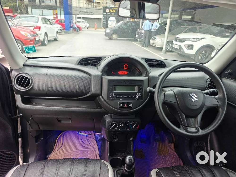 Maruti Suzuki S-presso Vxi, 2022, Petrol